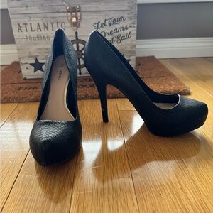 Black Heels with Platform Sole
